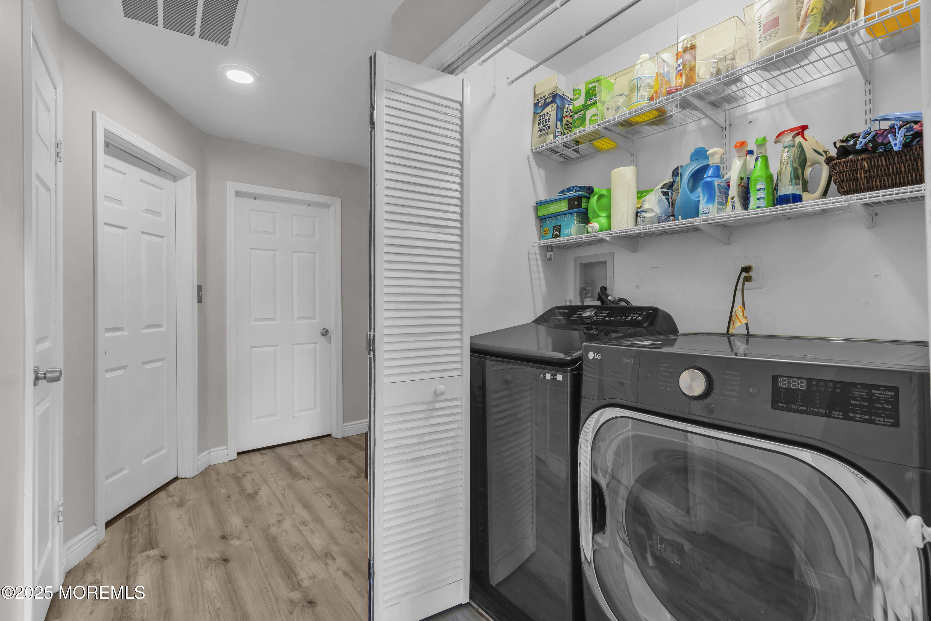 Freehold, New Jersey, 07728, United States, 3 Bedrooms Bedrooms, ,3 BathroomsBathrooms,Residential,For Sale,1932394