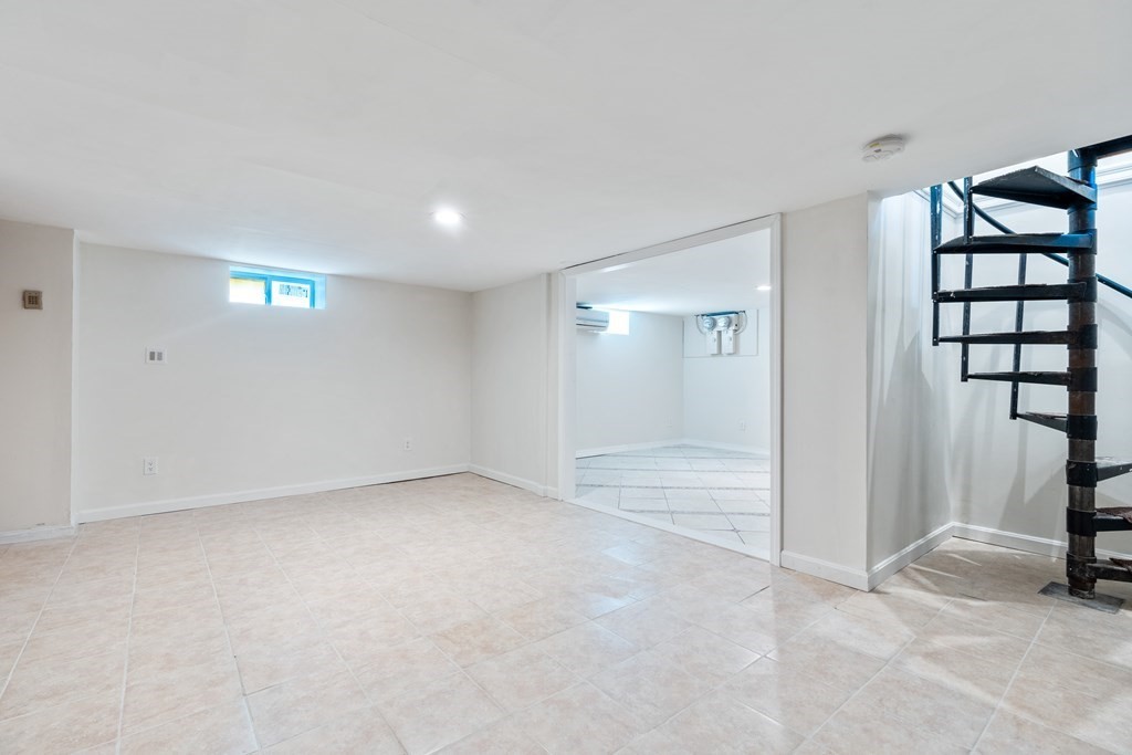 Dedham, Massachusetts, 02136, United States, 3 Bedrooms Bedrooms, ,2 BathroomsBathrooms,Residential,For Sale,1927811