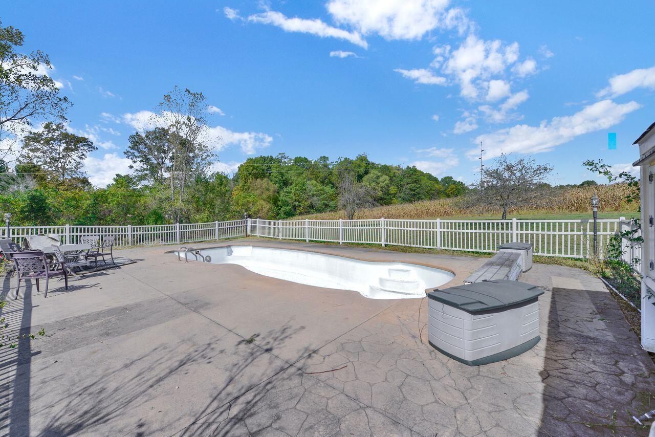 Granville, Ohio, 43023, United States, 5 Bedrooms Bedrooms, ,3 BathroomsBathrooms,Residential,For Sale,1970810