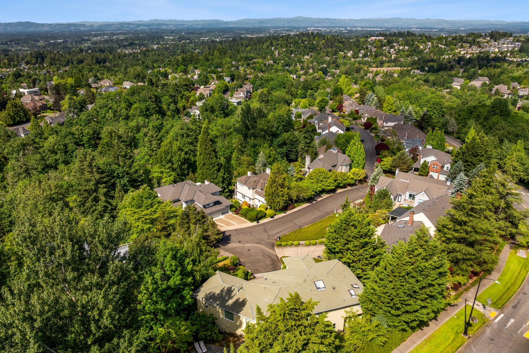  1616 NW FOLEY CT Portland, OR 97229 - 物件實景