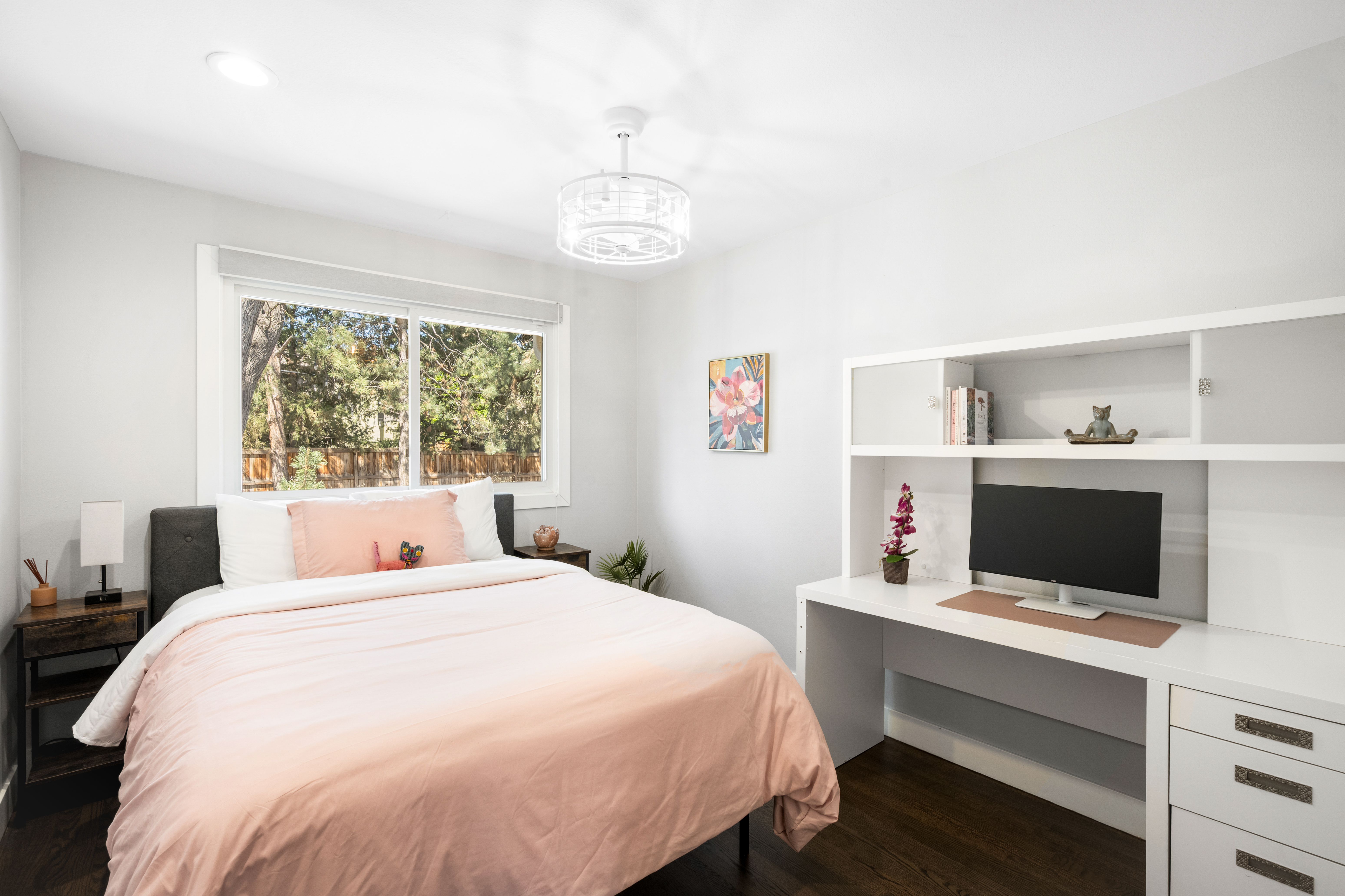  Updated Mid-Mod  Backyard Retreat - 物件實景