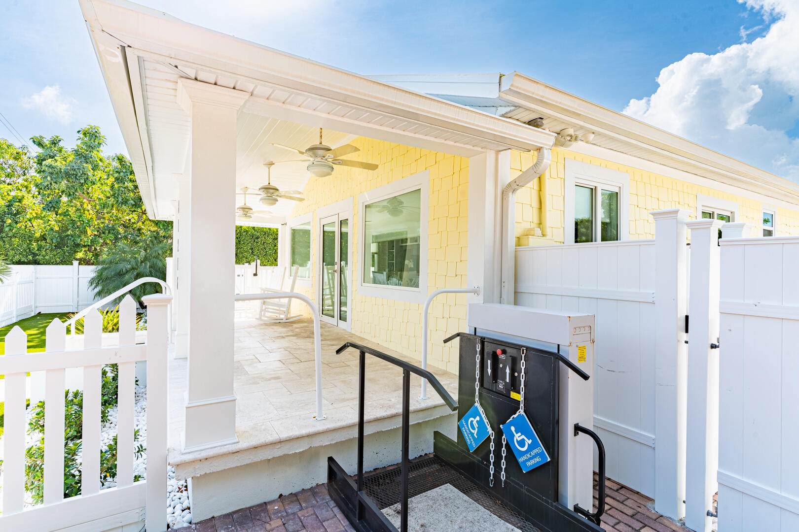 ISLAMORADA, Florida, 33036, United States, 3 Bedrooms Bedrooms, ,3 BathroomsBathrooms,Residential,For Sale,1793689
