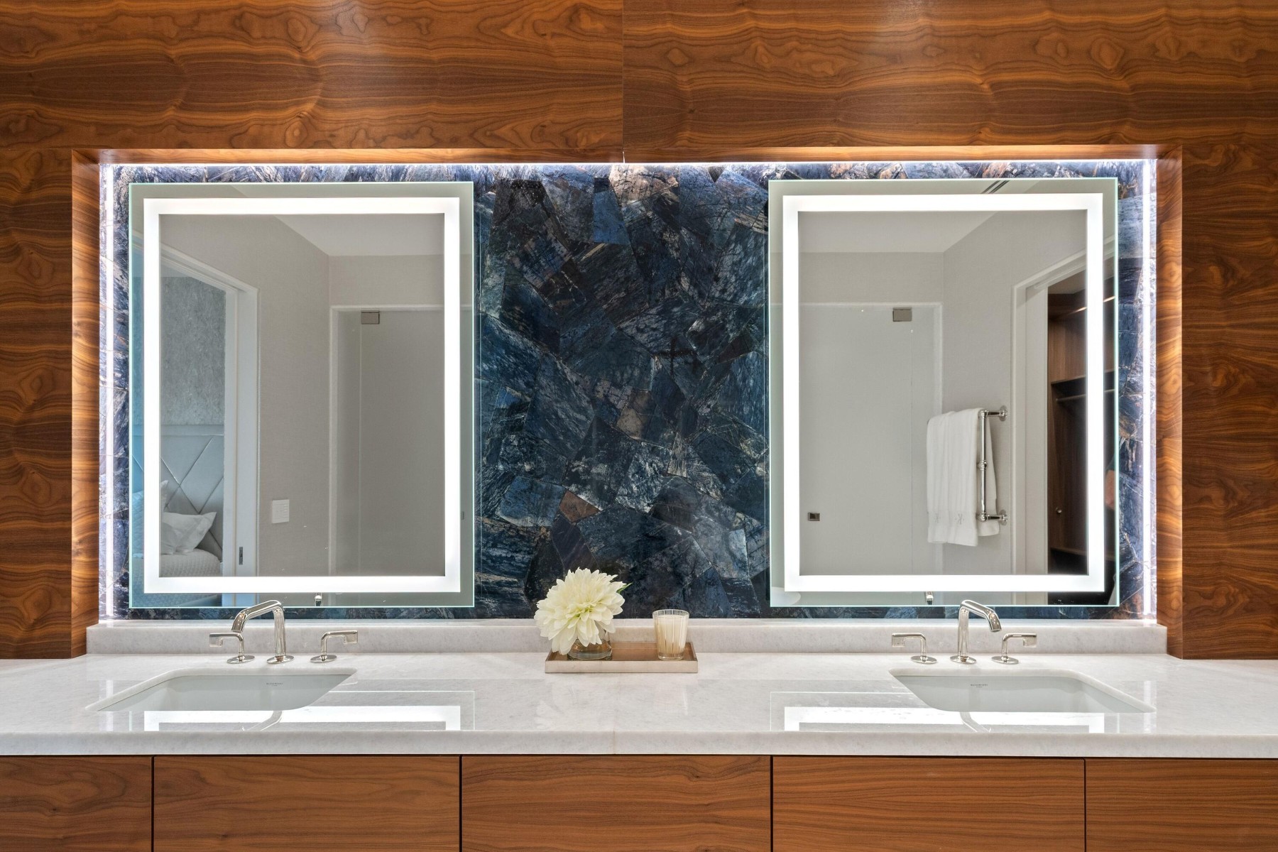  6587 N Palmeraie Boulevard  Paradise Valley, AZ - 物件實景