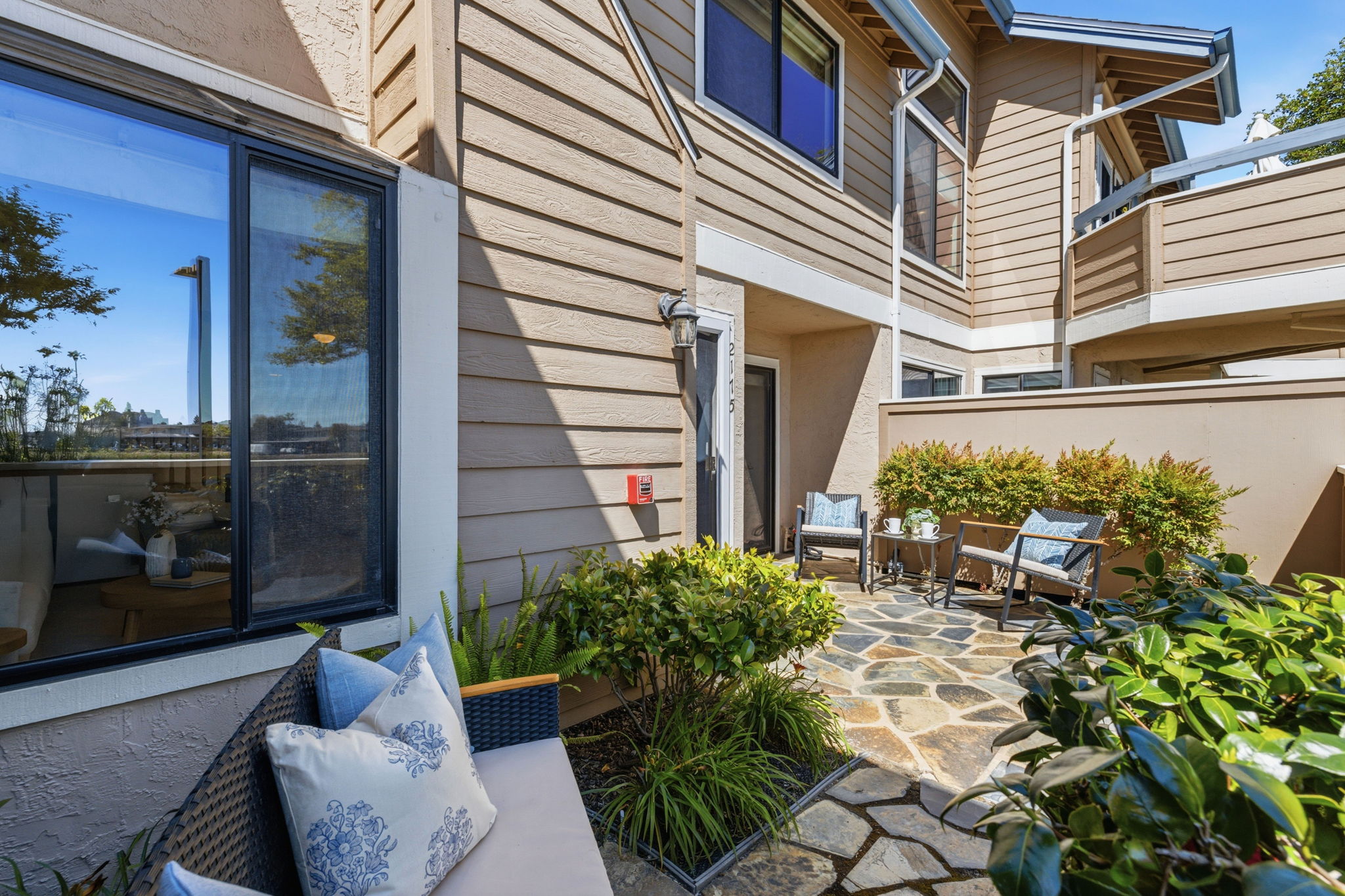  Waterfront Townhome-Style Condo - 物件實景