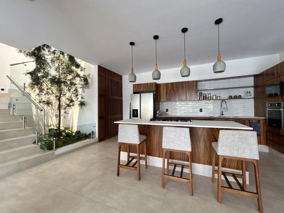 Jocotepec, Jalisco, 45800, Mexico, 3 Bedrooms Bedrooms, ,3 BathroomsBathrooms,Residential,For Sale,1949681
