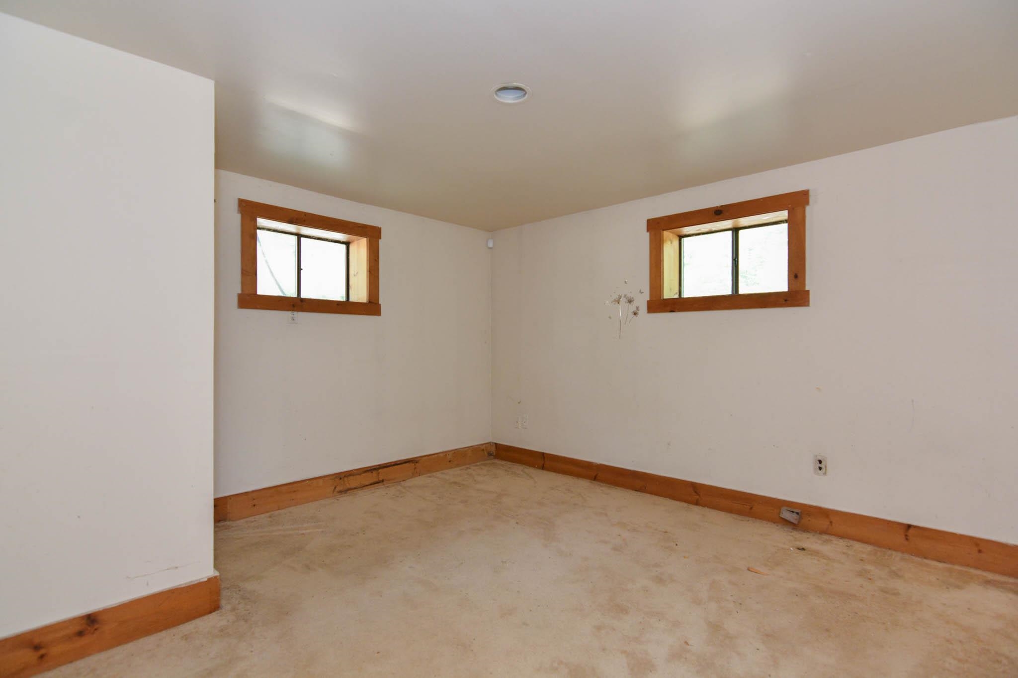 Bradford, New Hampshire, 03221, United States, 3 Bedrooms Bedrooms, ,2 BathroomsBathrooms,Residential,For Sale,1856760