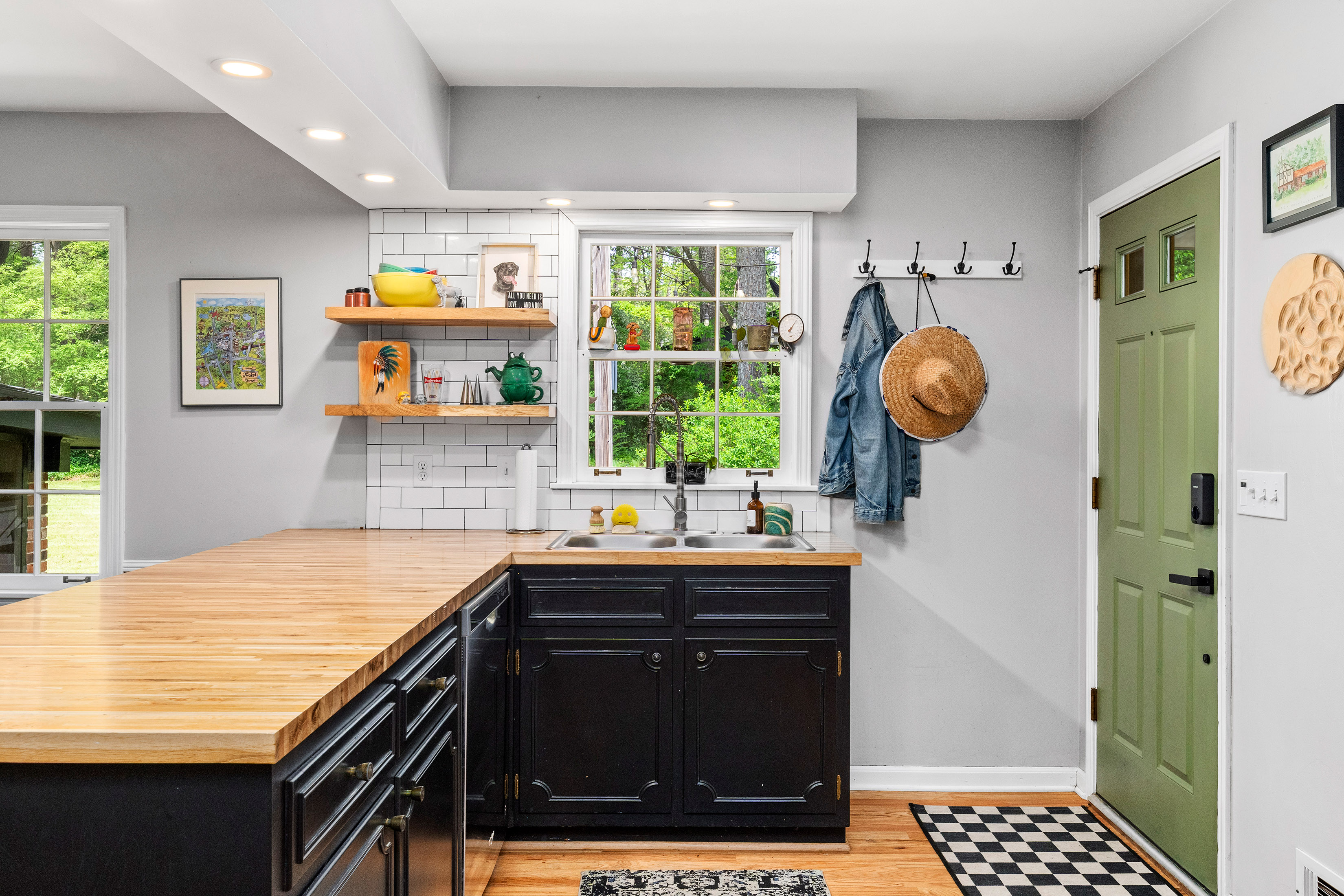  Tucked into the Established Smoke Rise Community - 物件實景