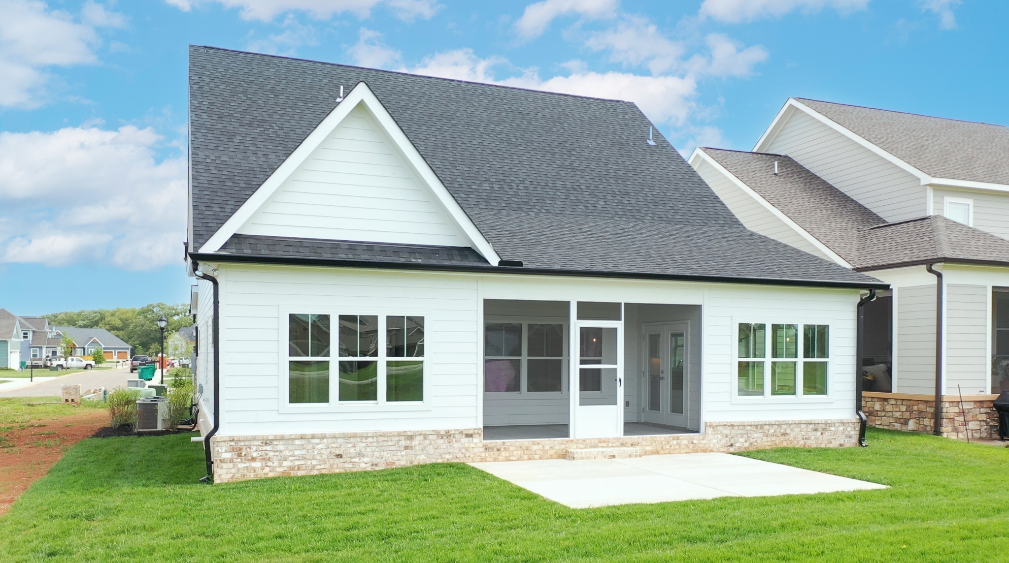 Winchester, Tennessee, 37398, United States, 4 Bedrooms Bedrooms, ,3 BathroomsBathrooms,Residential,For Sale,1980972