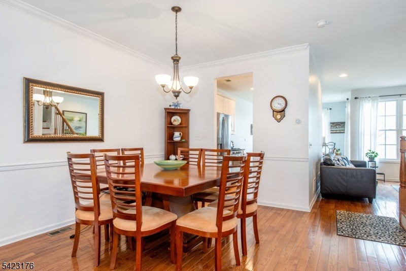 Wayne Twp., New Jersey, 07470, United States, 3 Bedrooms Bedrooms, ,3 BathroomsBathrooms,Residential,For Sale,2037003