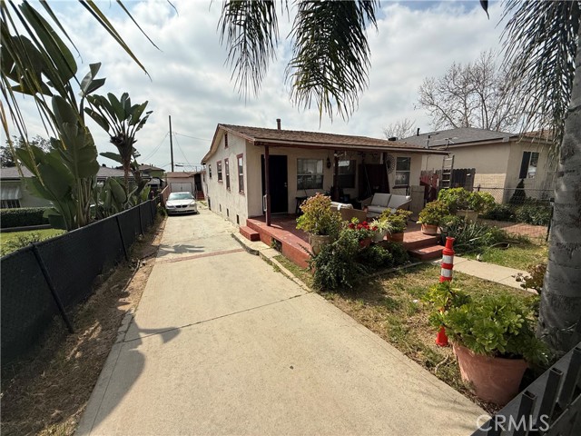 East Los Angeles, California, 90063, United States, 5 Bedrooms Bedrooms, ,2 BathroomsBathrooms,Residential,For Sale,2049320