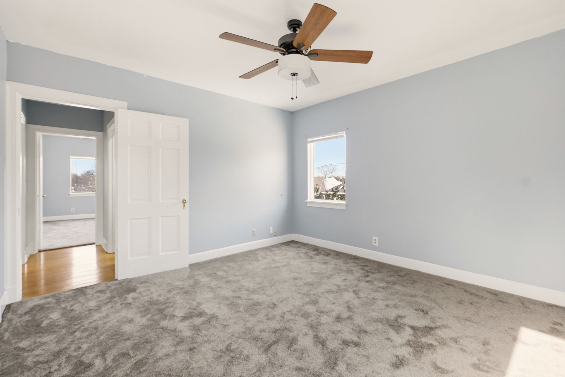  2126 Village Drive, Louisville, KY 40205 - 物件實景