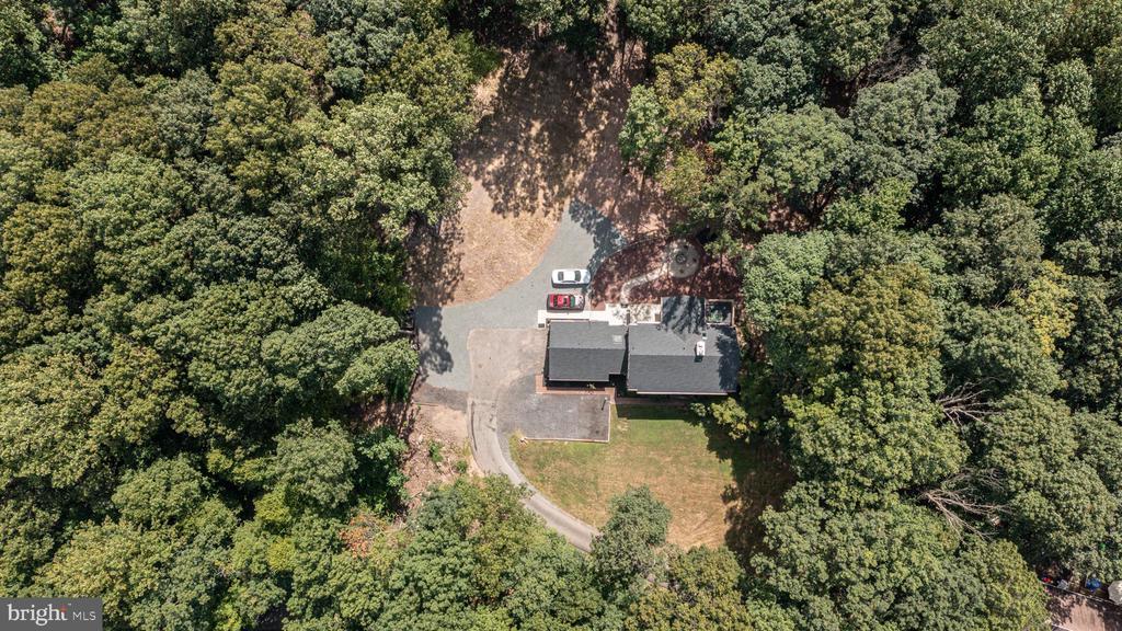 Reading, Pennsylvania, 19607, United States, 4 Bedrooms Bedrooms, ,4 BathroomsBathrooms,Residential,For Sale,1951295