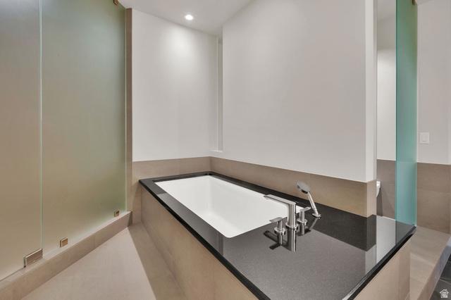 Salt Lake City, Utah, 84101, United States, 3 Bedrooms Bedrooms, ,4 BathroomsBathrooms,Residential,For Sale,2005313