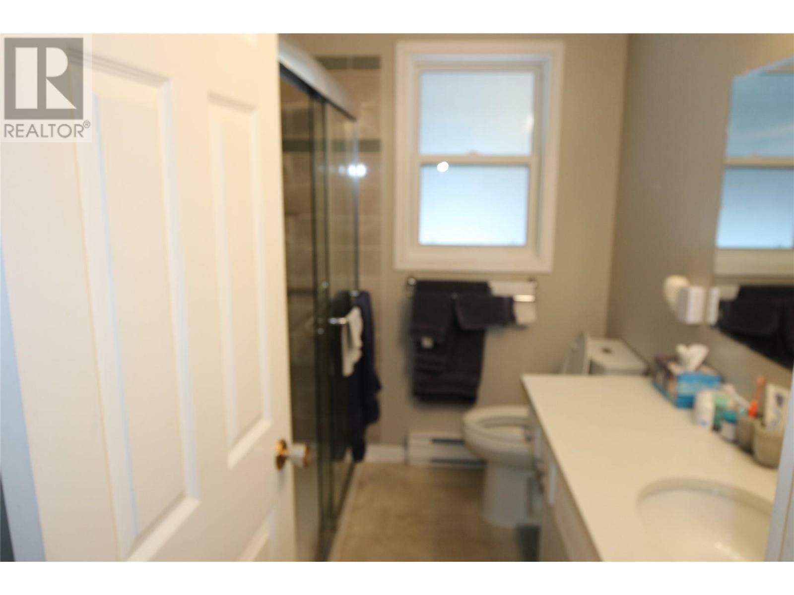 CLEARWATER, British Columbia, V0E 1N1, CA, 3 Bedrooms Bedrooms, ,2 BathroomsBathrooms,Residential,For Sale,1837585