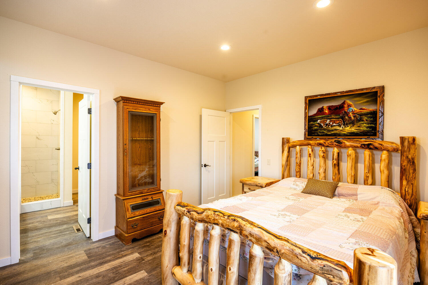 Sheridan, Wyoming, 82801, United States, 3 Bedrooms Bedrooms, ,2 BathroomsBathrooms,Residential,For Sale,1906088