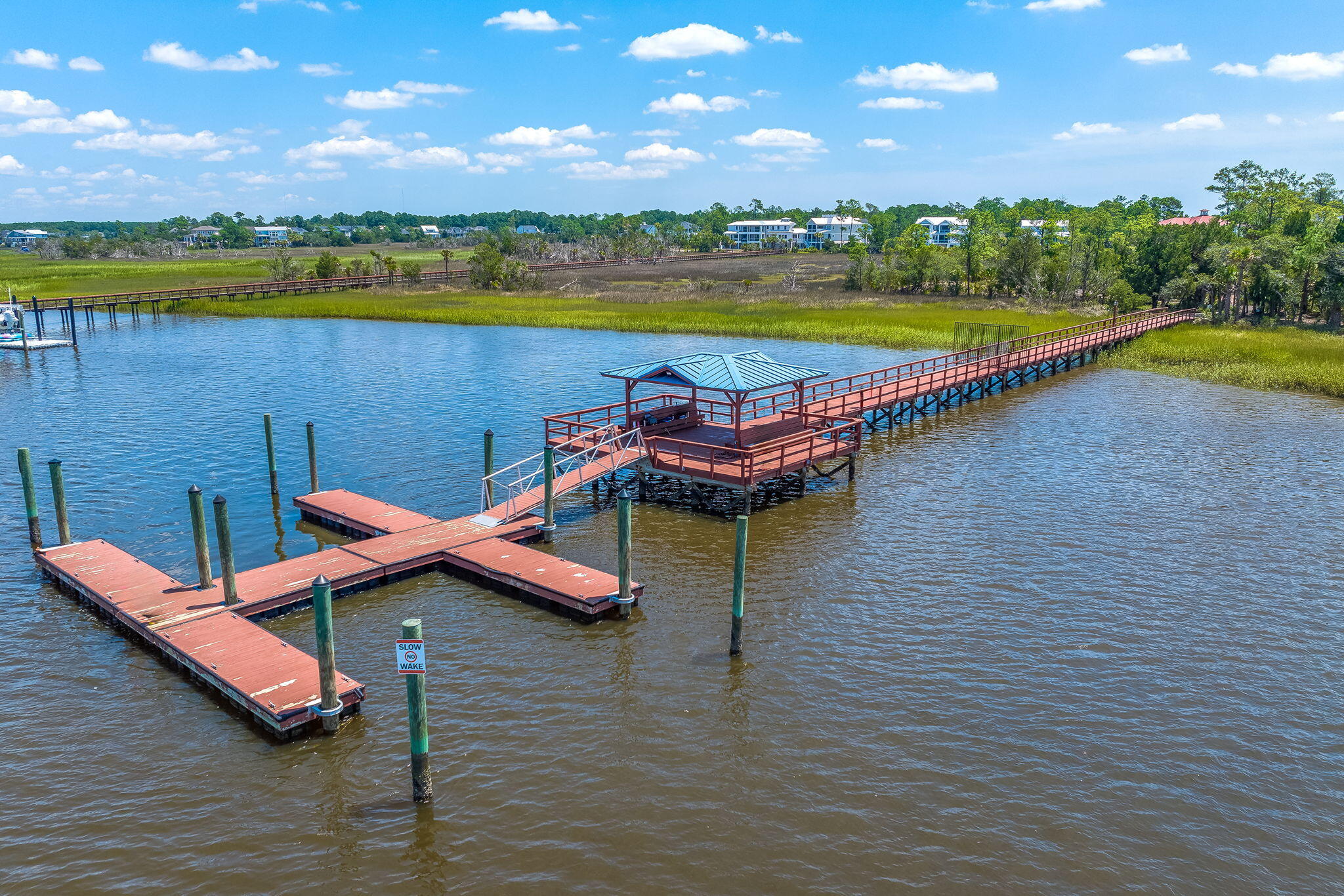 Mount Pleasant, South Carolina, 29466, United States, 4 Bedrooms Bedrooms, ,4 BathroomsBathrooms,Residential,For Sale,1827956
