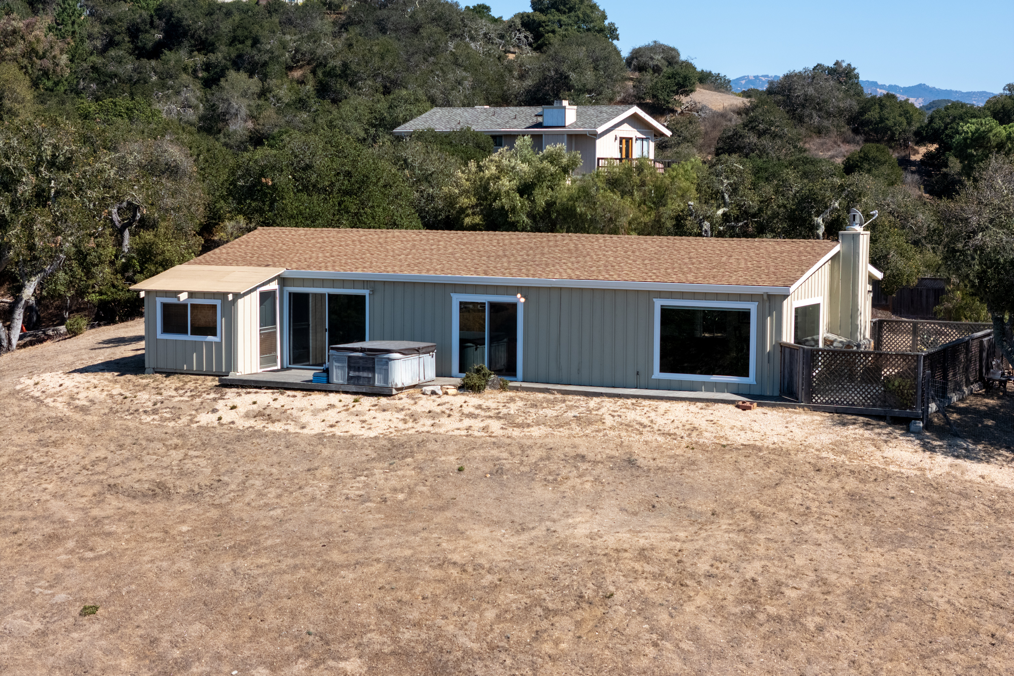  145 East Carmel Valley Road - 物件實景