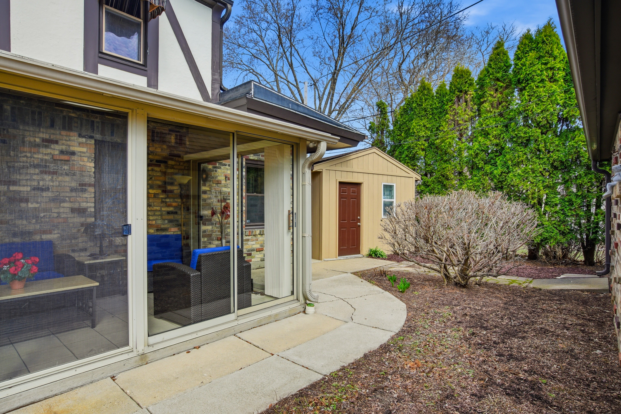  Timeless Tudor in Story Hill - 物件實景