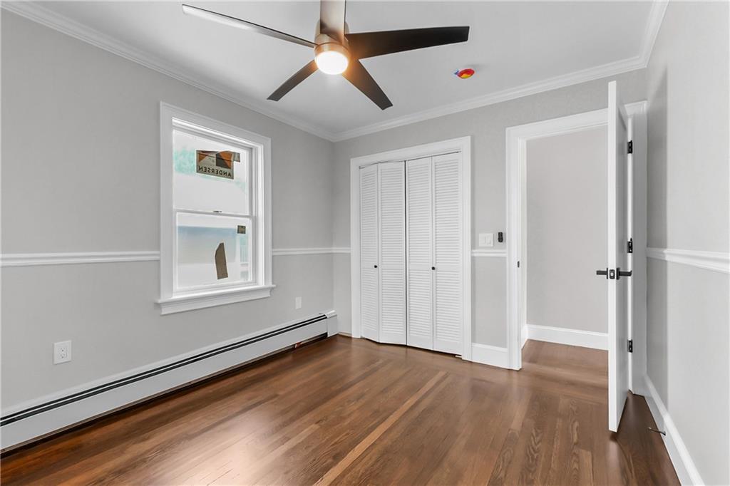 Warwick, Rhode Island, 02889, United States, 3 Bedrooms Bedrooms, ,2 BathroomsBathrooms,Residential,For Sale,1937520