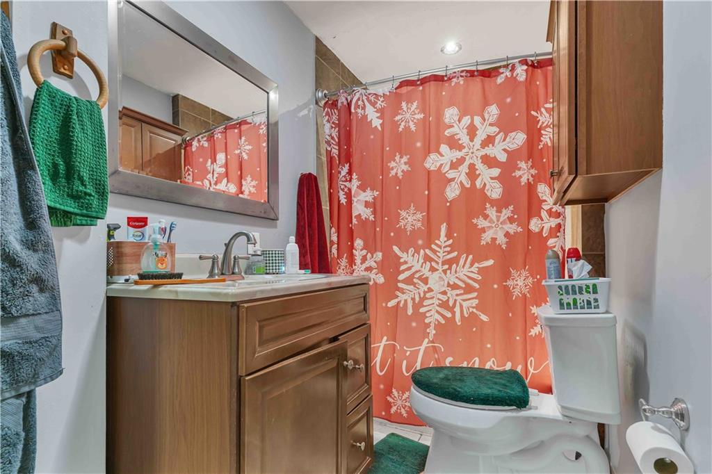 Providence, Rhode Island, 02909, United States, 6 Bedrooms Bedrooms, ,3 BathroomsBathrooms,Residential,For Sale,2005476