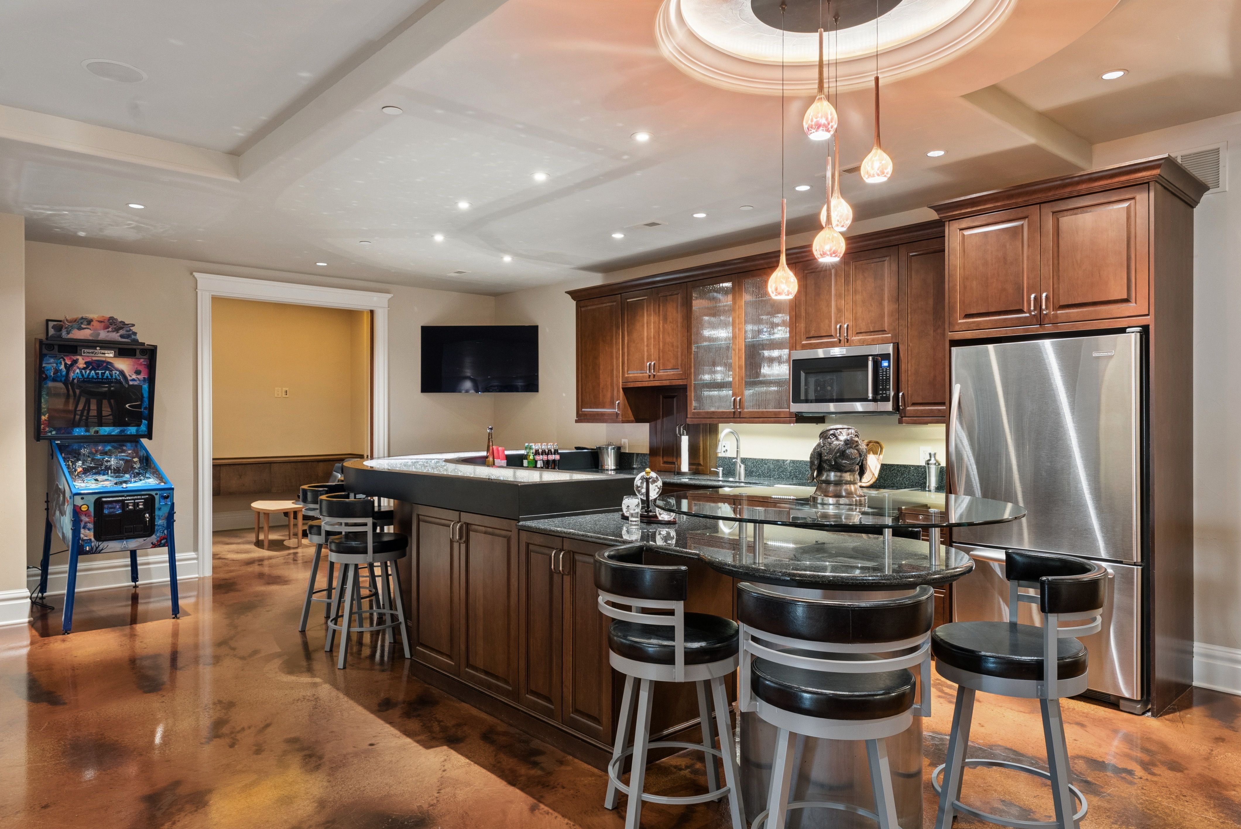  Extraordinary legacy estate on 2.59 private acres in Cathedral Pines - 物件實景