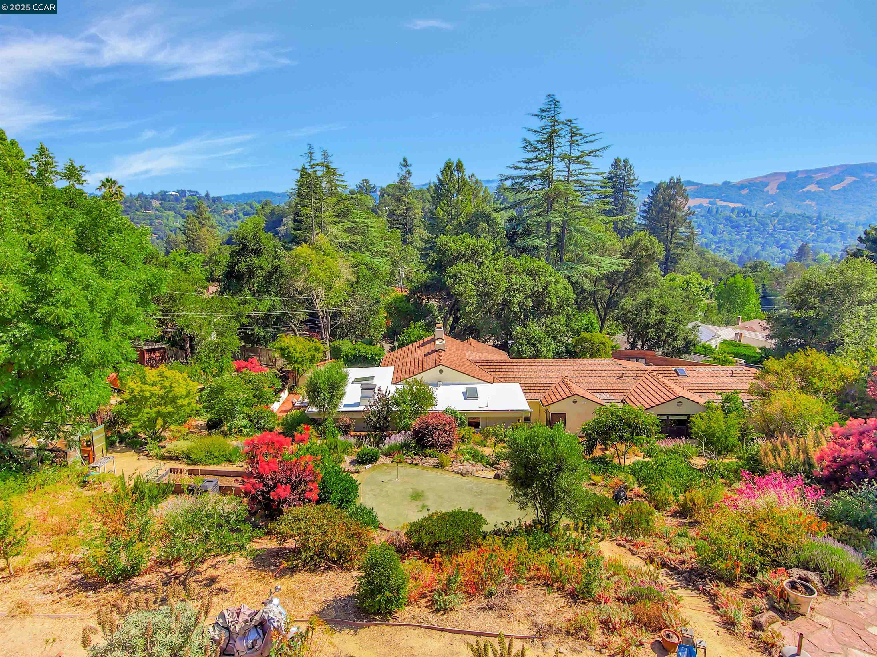 Orinda, California, 94563, United States, 4 Bedrooms Bedrooms, ,3 BathroomsBathrooms,Residential,For Sale,1885417