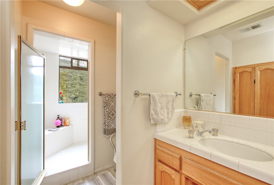 Santa Maria, California, 93454, United States, 8 Bedrooms Bedrooms, ,6 BathroomsBathrooms,Residential,For Sale,1798282
