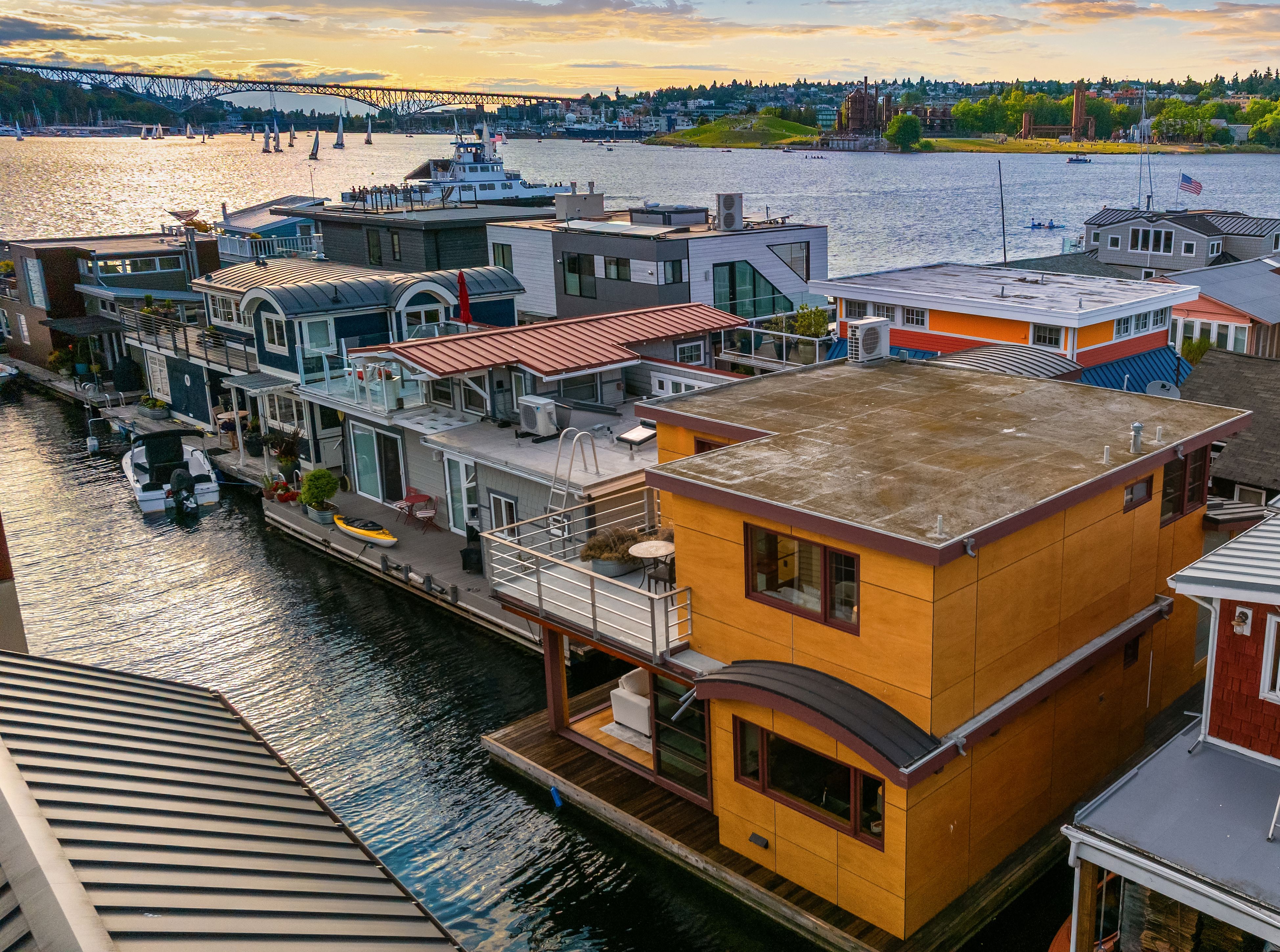 2339 Fairview Ave E #L, Seattle, WA 98102 - 物件實景