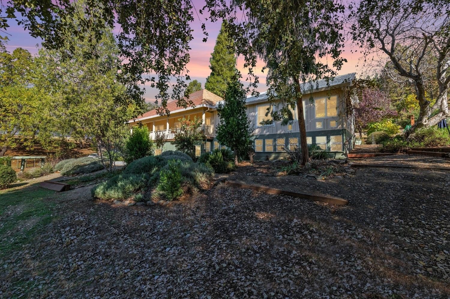 Mokelumne Hill, California, 95245, United States, 5 Bedrooms Bedrooms, ,3 BathroomsBathrooms,Residential,For Sale,1914362