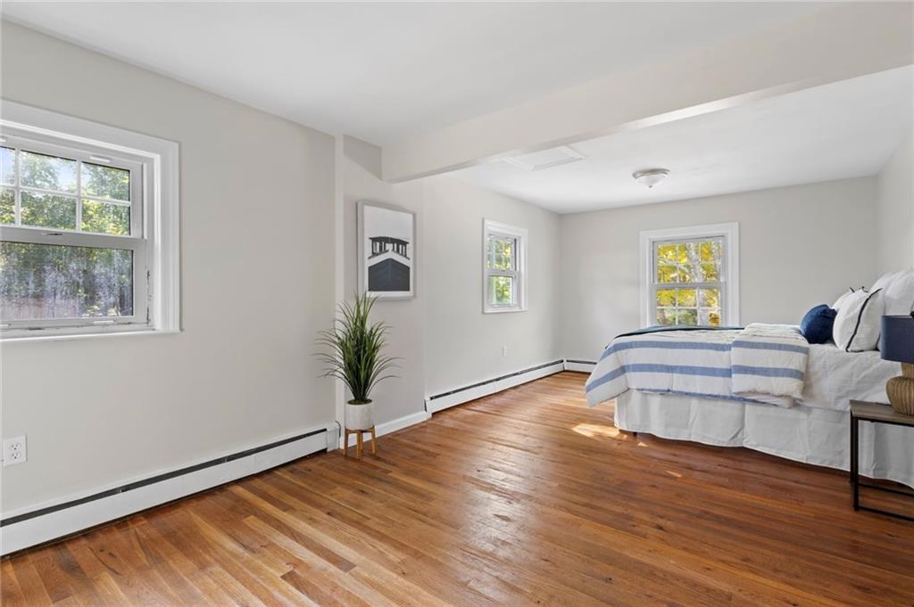 Jamestown, Rhode Island, 02835, United States, 3 Bedrooms Bedrooms, ,1 BathroomBathrooms,Residential,For Sale,2044275