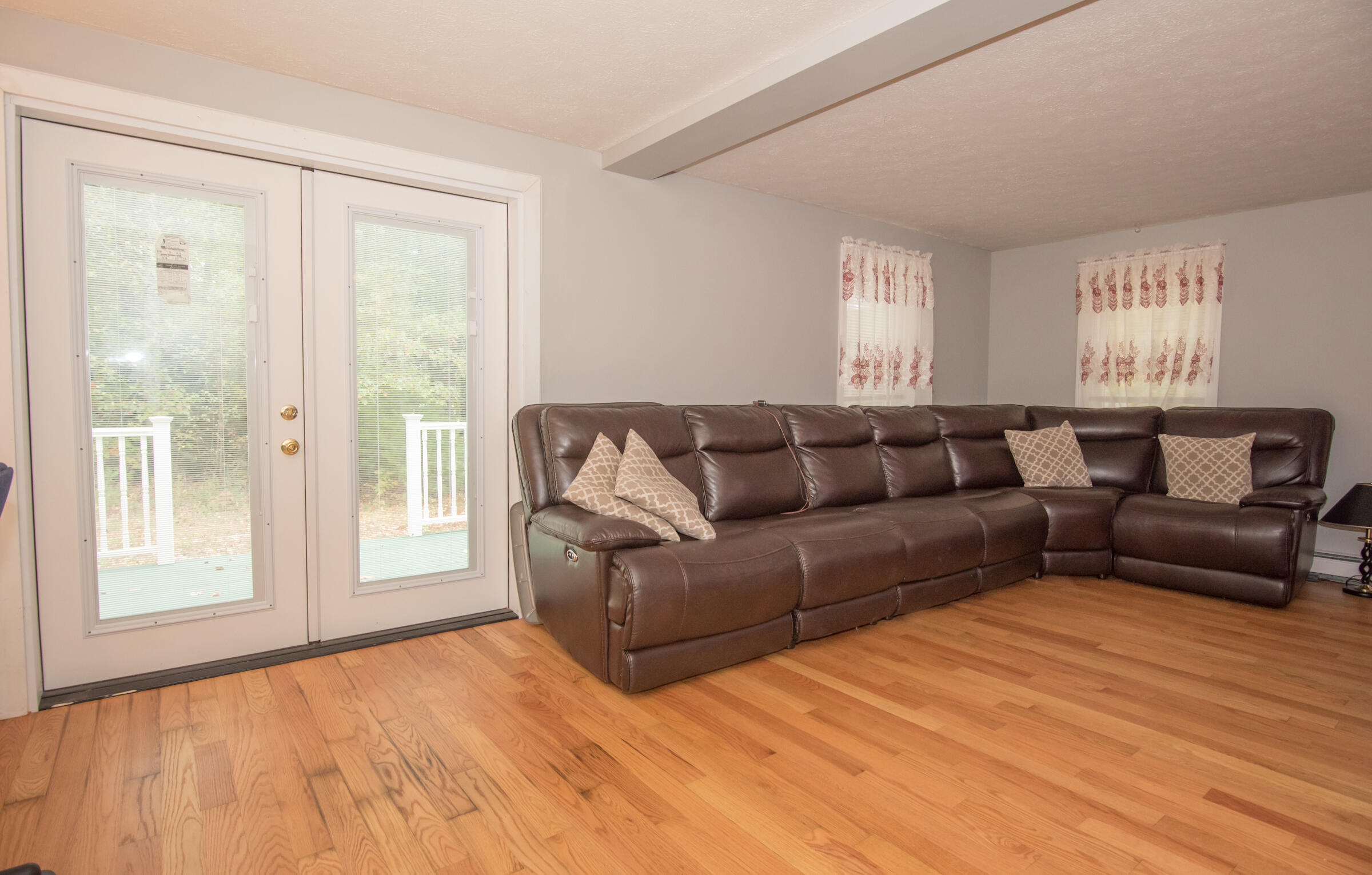 Gorham, Maine, 04038, United States, 3 Bedrooms Bedrooms, ,2 BathroomsBathrooms,Residential,For Sale,1965072