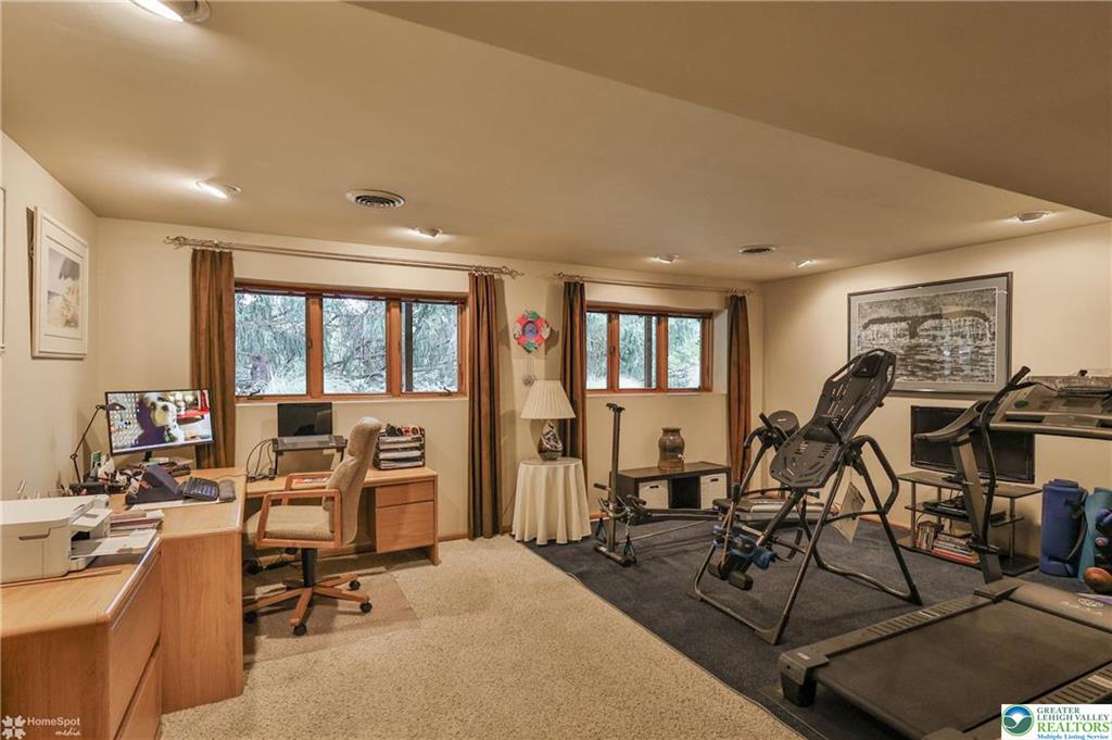 Bethlehem, Pennsylvania, 18017-3771, United States, 3 Bedrooms Bedrooms, ,3 BathroomsBathrooms,Residential,For Sale,2048203