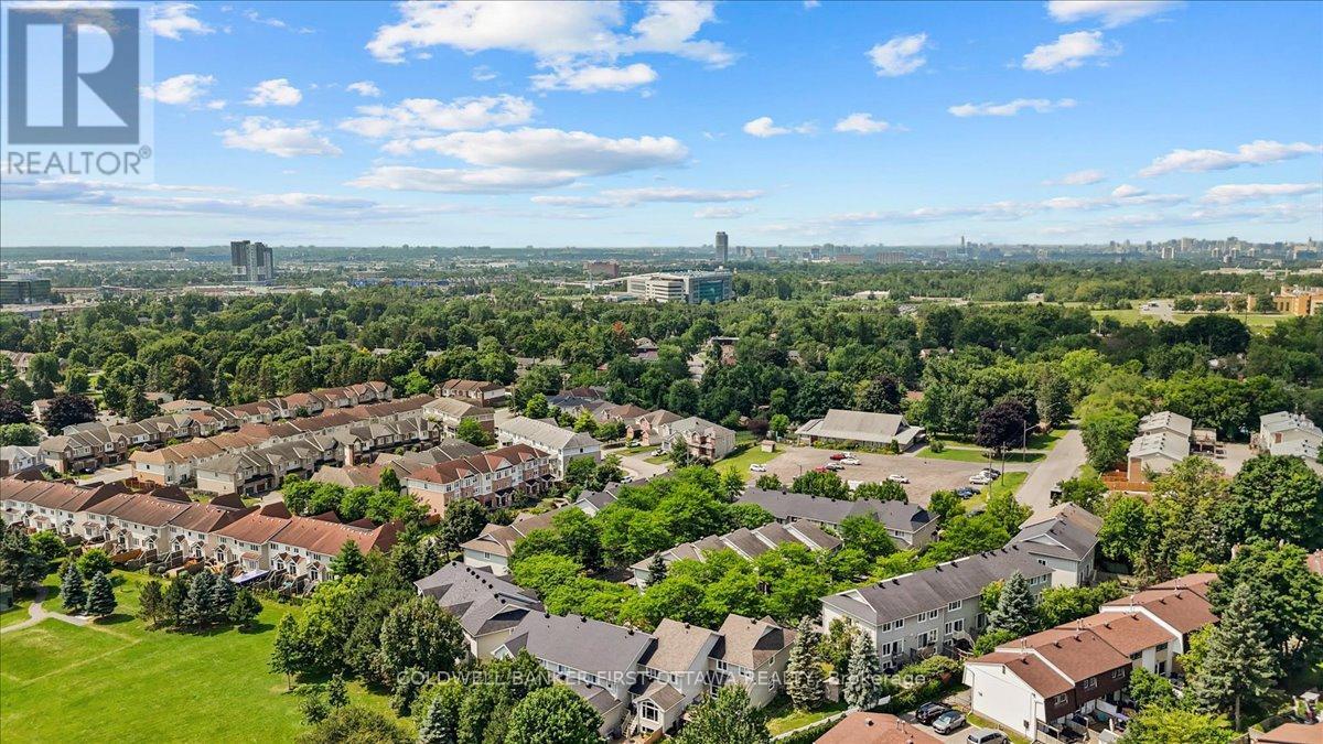 OTTAWA, Ontario, K1J 1J2, CA, 3 Bedrooms Bedrooms, ,1 BathroomBathrooms,Residential,For Sale,1903648