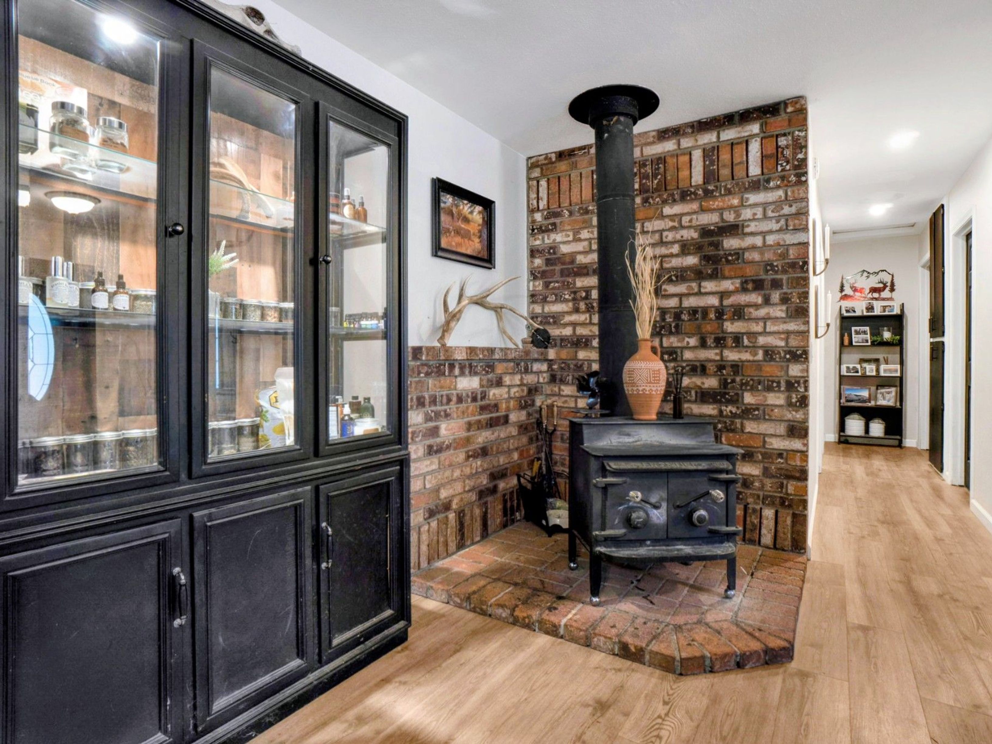  5690 Lupin Lane, Pollock Pines, CA 95726 - 物件實景