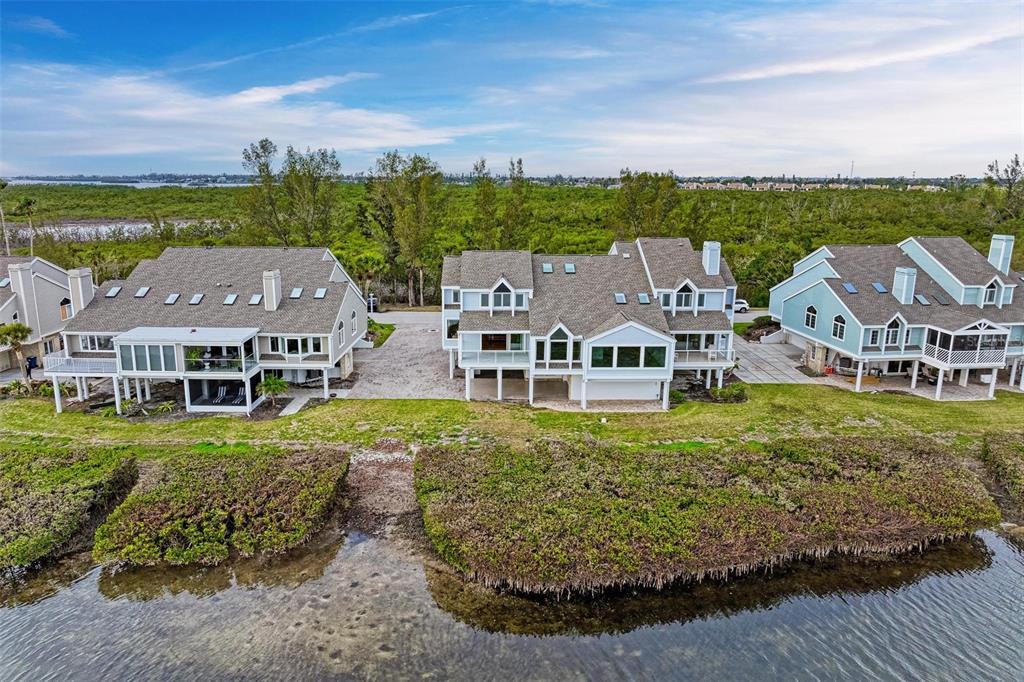Bradenton, Florida, 34210, United States, 2 Bedrooms Bedrooms, ,2 BathroomsBathrooms,Residential,For Sale,1897662