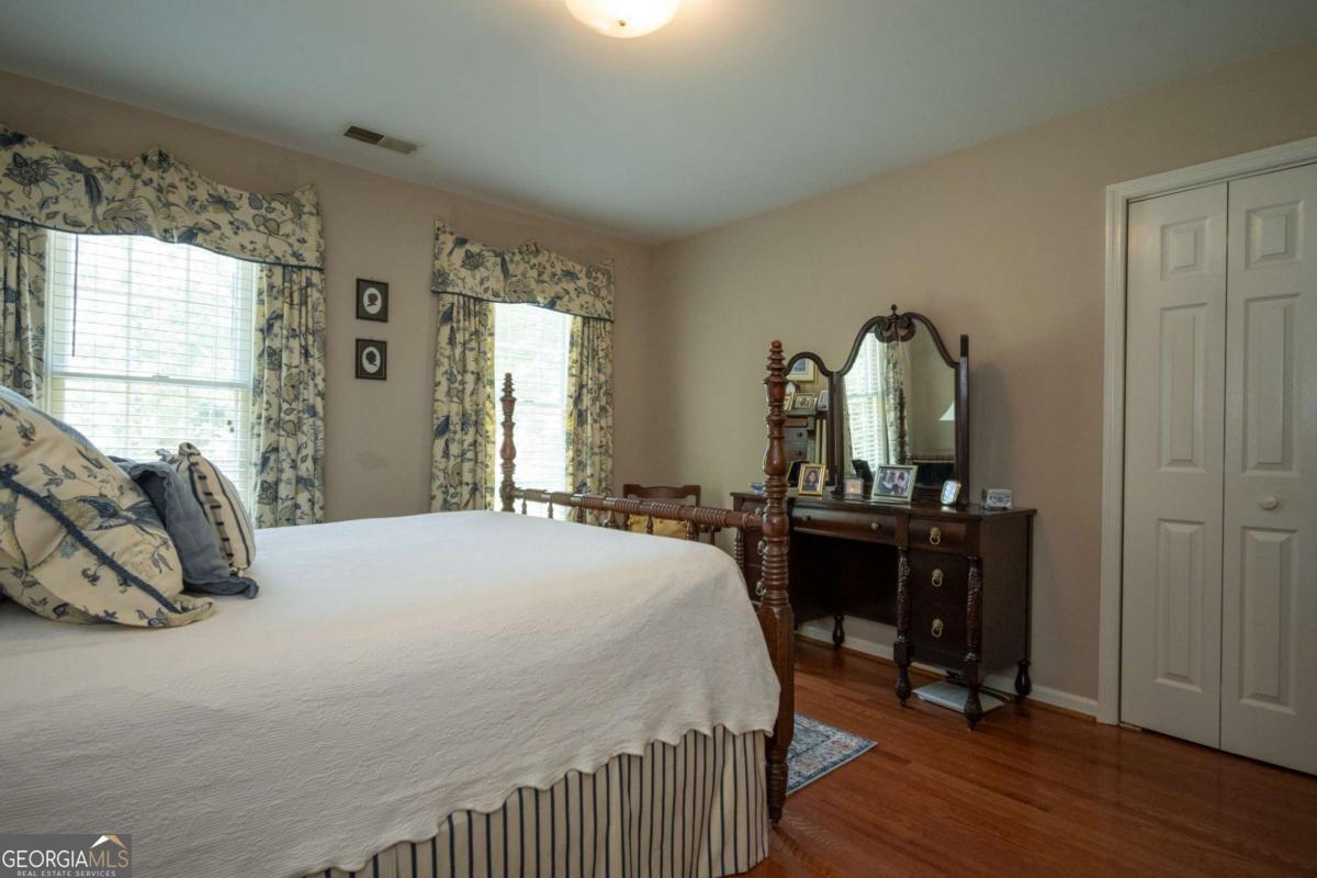 Athens, Georgia, 30606, United States, 4 Bedrooms Bedrooms, ,3 BathroomsBathrooms,Residential,For Sale,1826686