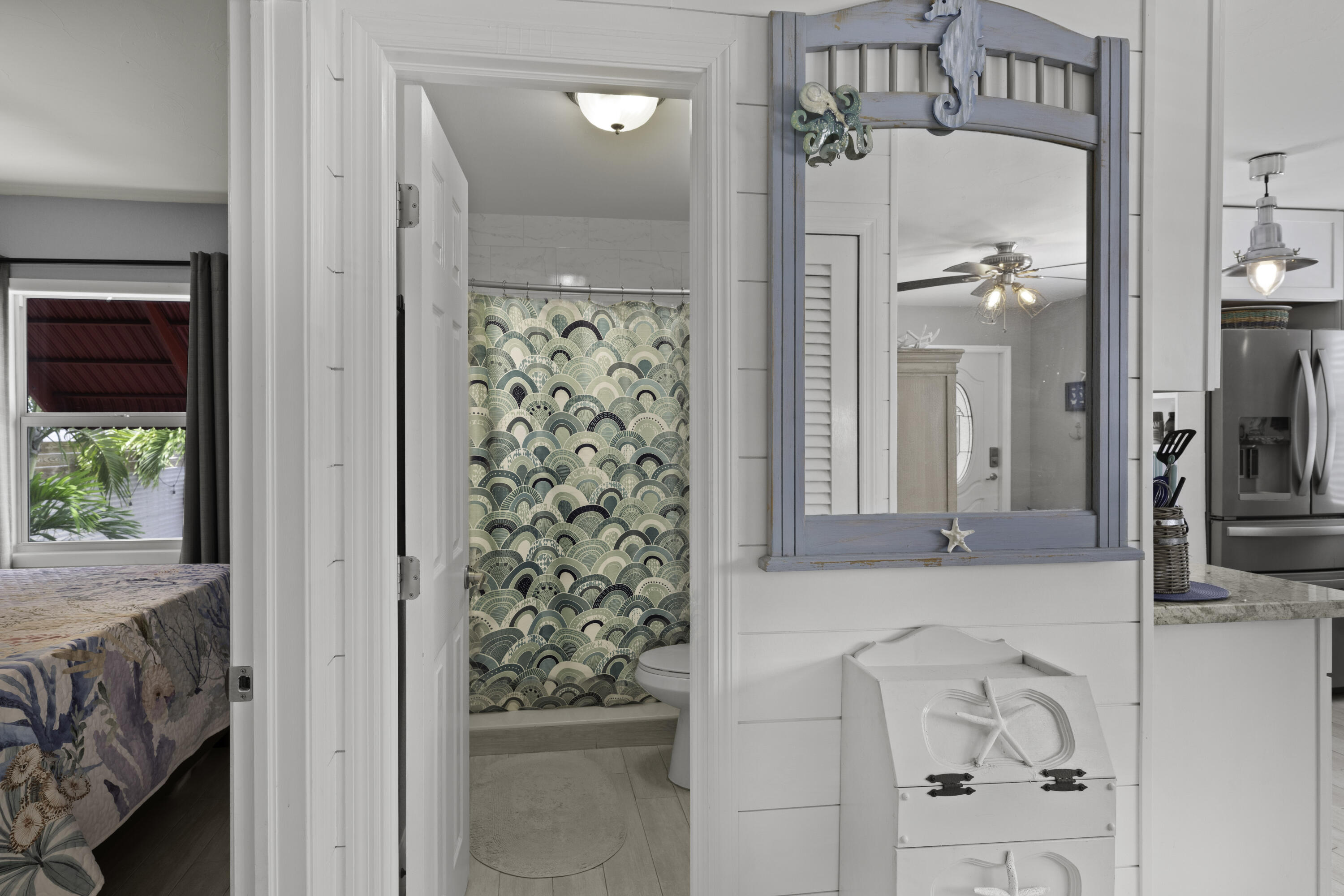 MARATHON, Florida, 33050, United States, 2 Bedrooms Bedrooms, ,1 BathroomBathrooms,Residential,For Sale,1771071