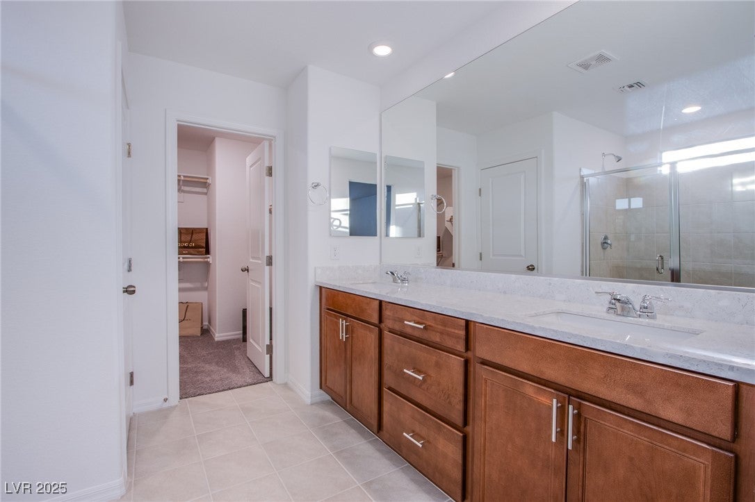 Las Vegas, Nevada, 89141, United States, 5 Bedrooms Bedrooms, ,3 BathroomsBathrooms,Residential,For Sale,1978122