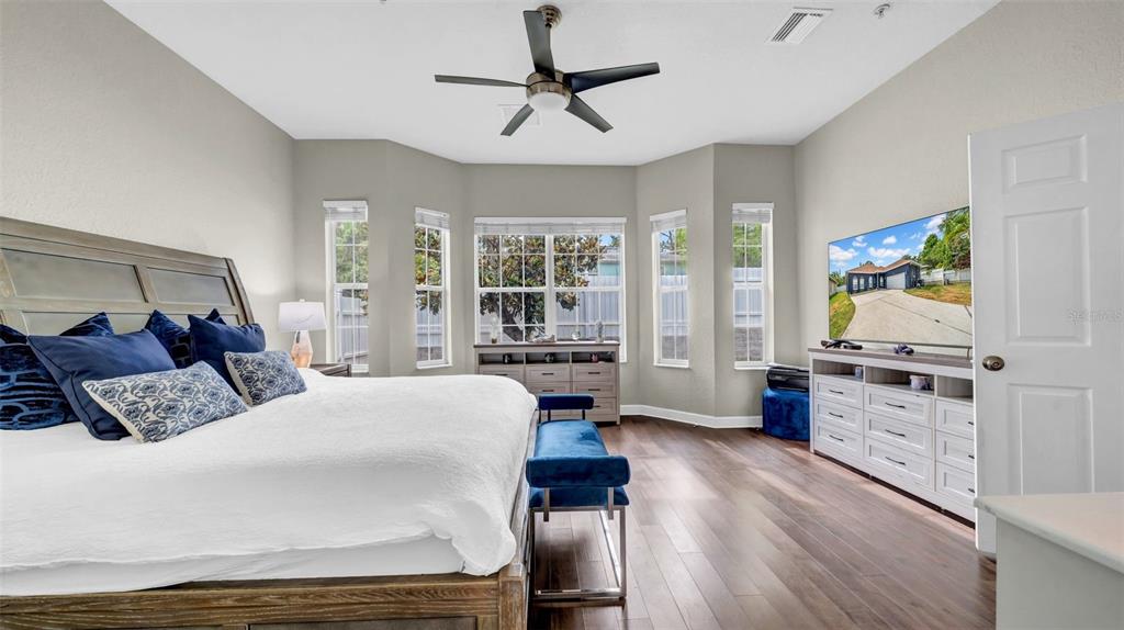 Largo, Florida, 33770, United States, 4 Bedrooms Bedrooms, ,3 BathroomsBathrooms,Residential,For Sale,1805644