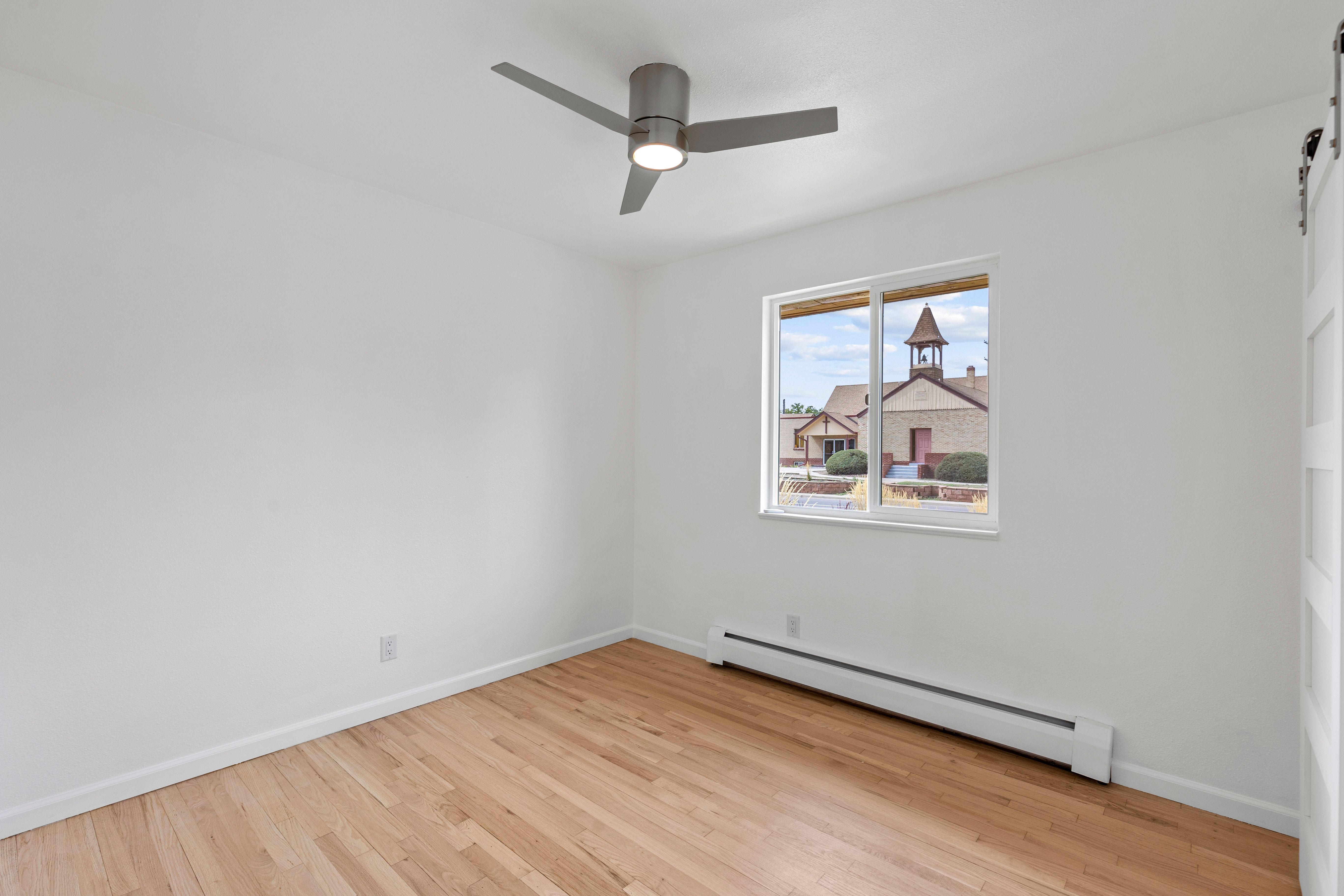  Fully Renovated and Beautifully Reimagined in Sought-After Hilltop South - 物件實景