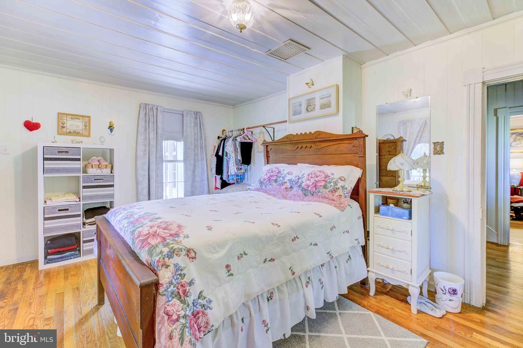Wardensville, West Virginia, 26851, United States, 3 Bedrooms Bedrooms, ,1 BathroomBathrooms,Residential,For Sale,1936934