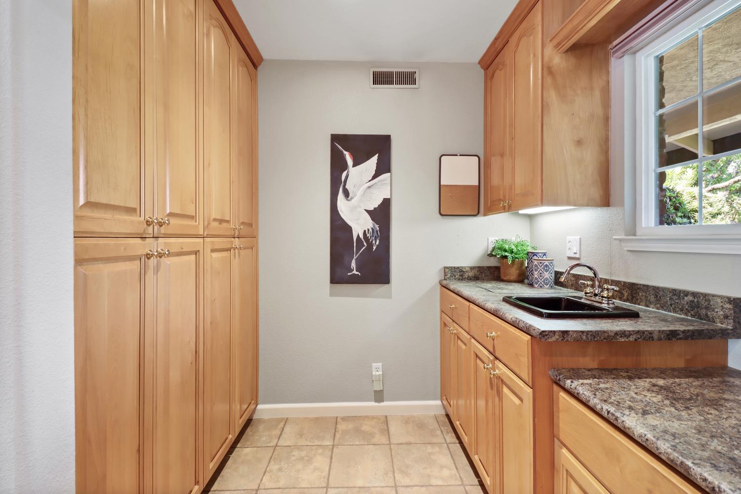 Sacramento, California, 95821, United States, 3 Bedrooms Bedrooms, ,2 BathroomsBathrooms,Residential,For Sale,1941774