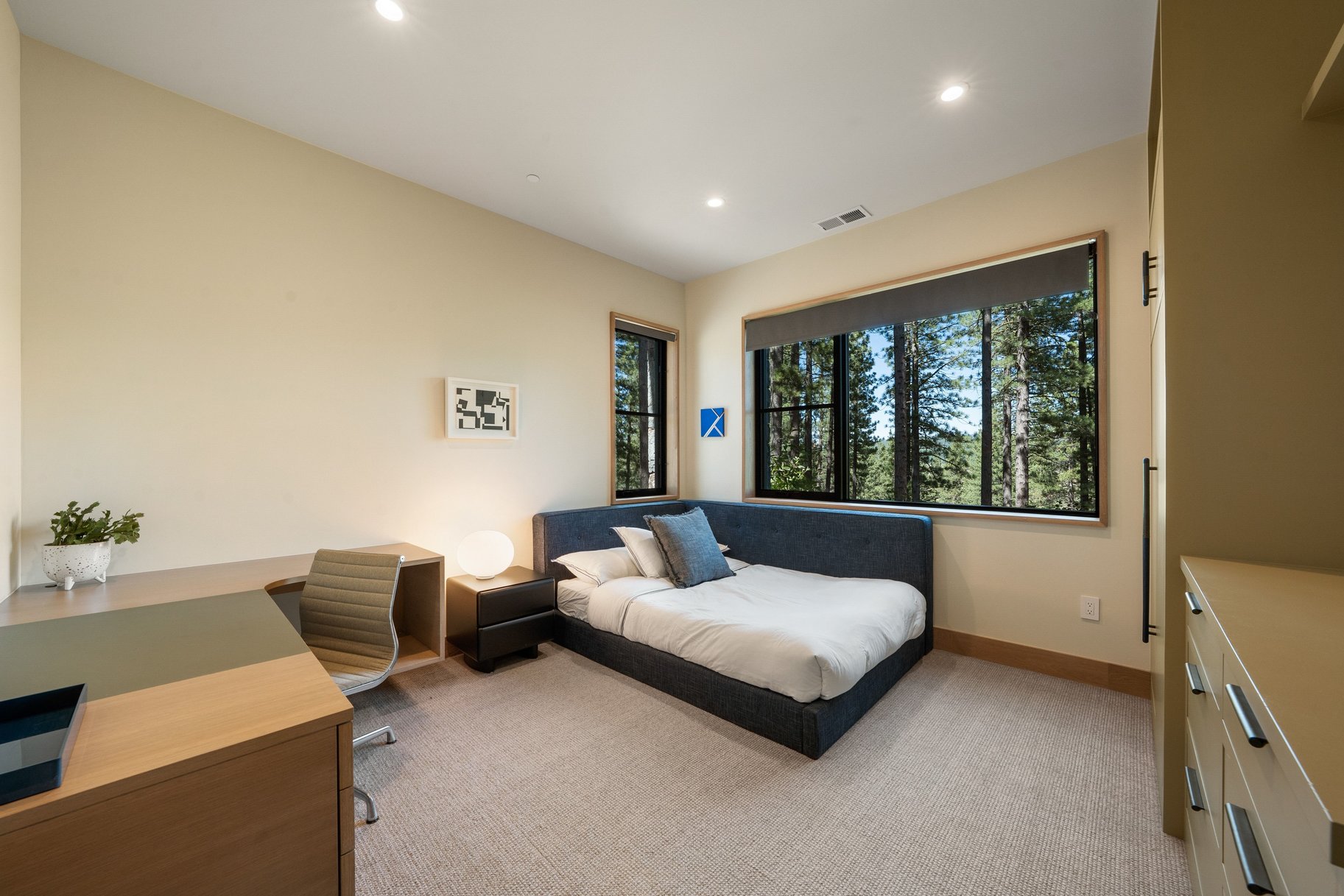  Turnkey Mountain Luxury with Designer Upgrades & Mountain Views - 物件實景