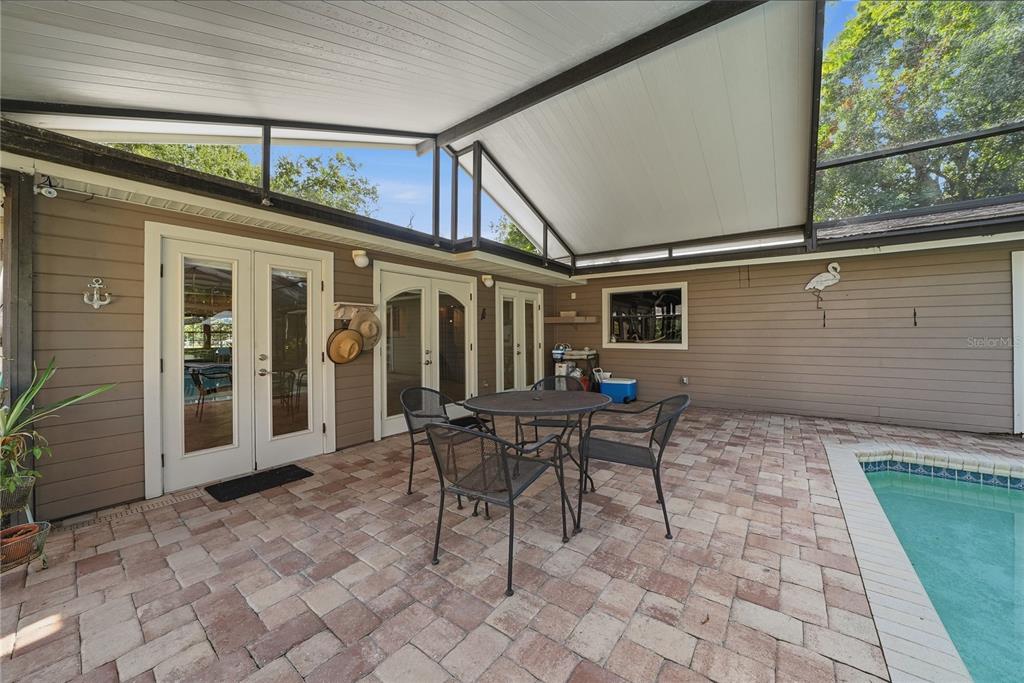 St Petersburg, Florida, 33703, United States, 4 Bedrooms Bedrooms, ,4 BathroomsBathrooms,Residential,For Sale,2002188