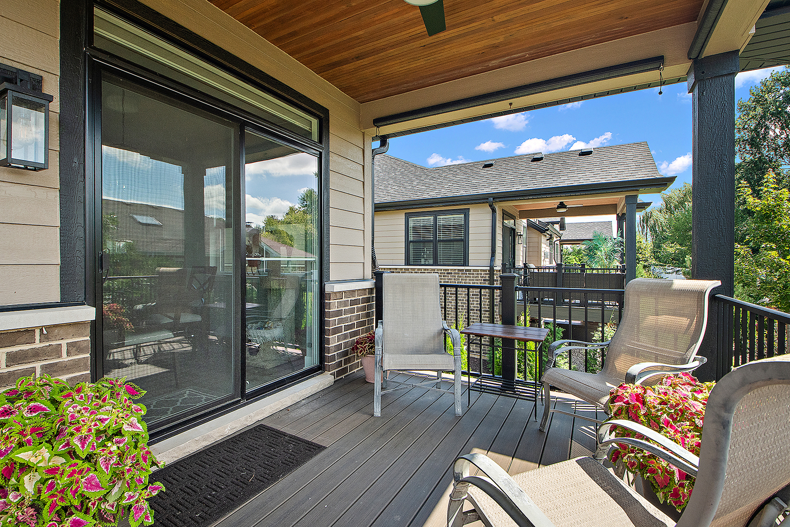 Lockport, Illinois, 60441, United States, 2 Bedrooms Bedrooms, ,2 BathroomsBathrooms,Residential,For Sale,1923432