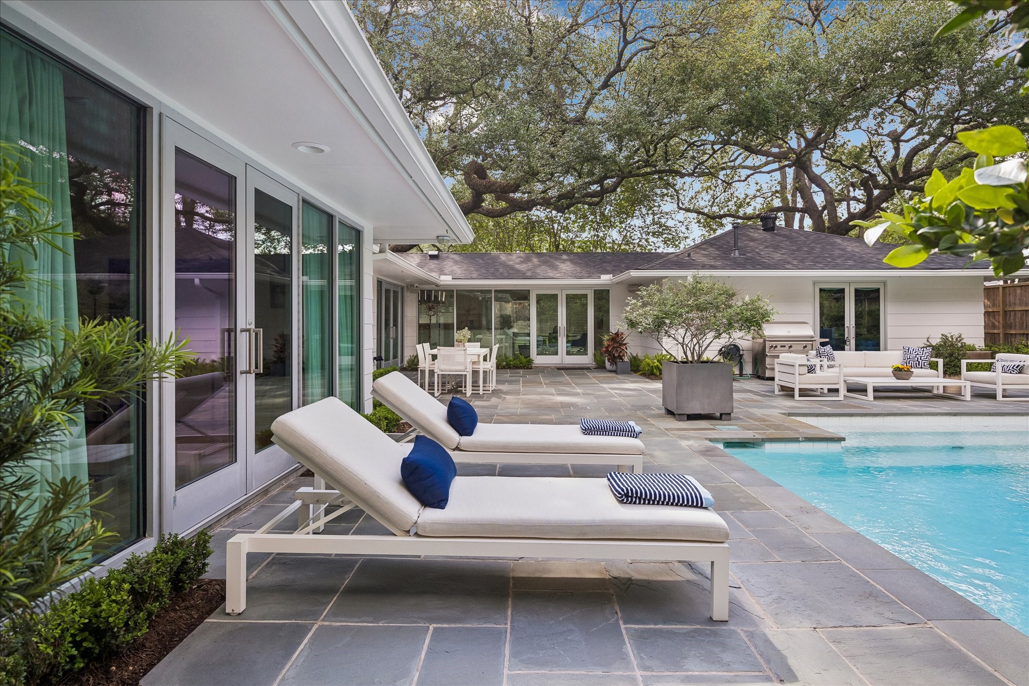  4114 Whitman Street - 物件實景