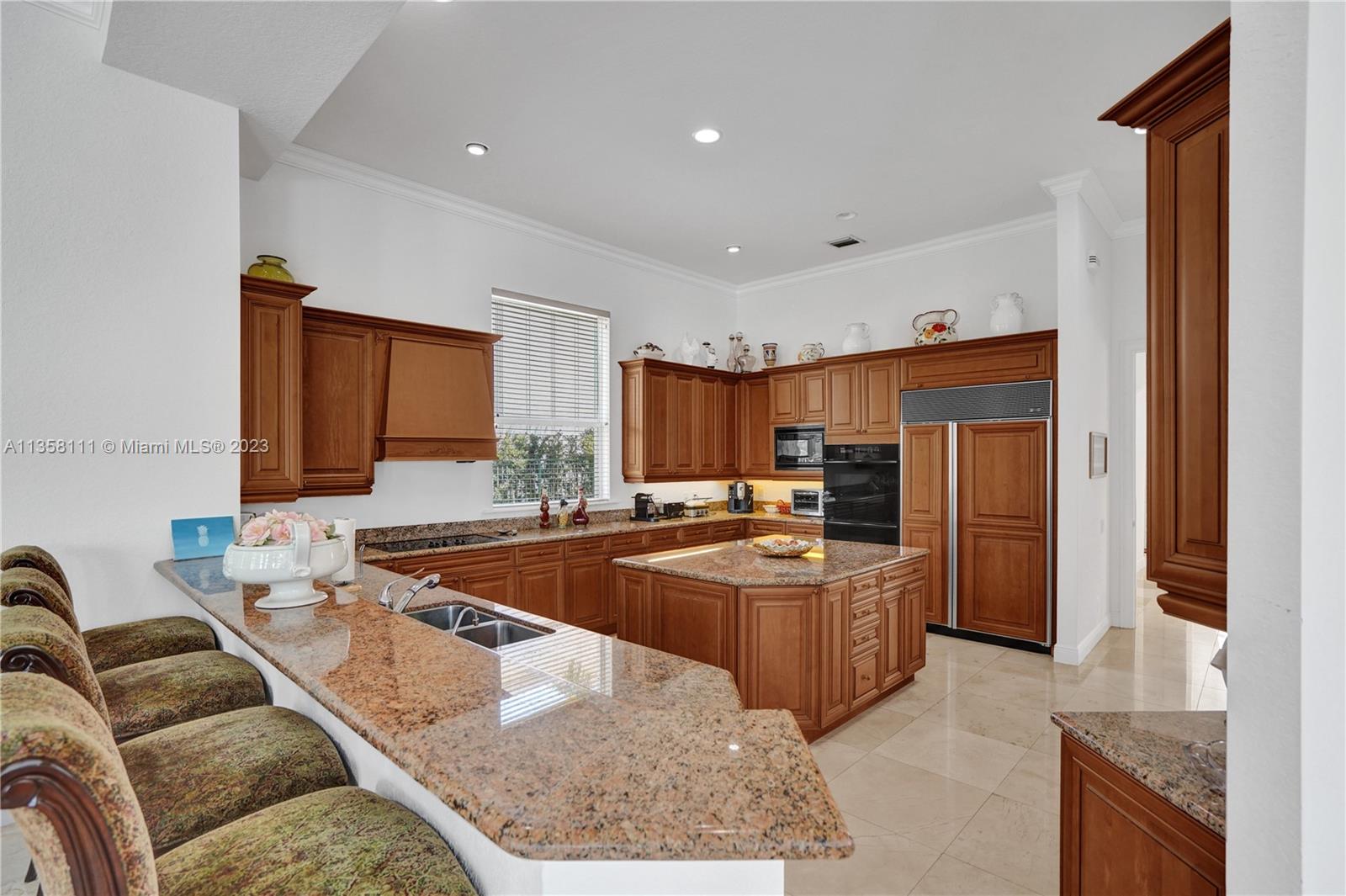 1130 Harbor Ct, Hollywood, Florida, 33019, United States, 7 Bedrooms Bedrooms, ,8 BathroomsBathrooms,Residential,For Sale,1130 Harbor Ct,1246001