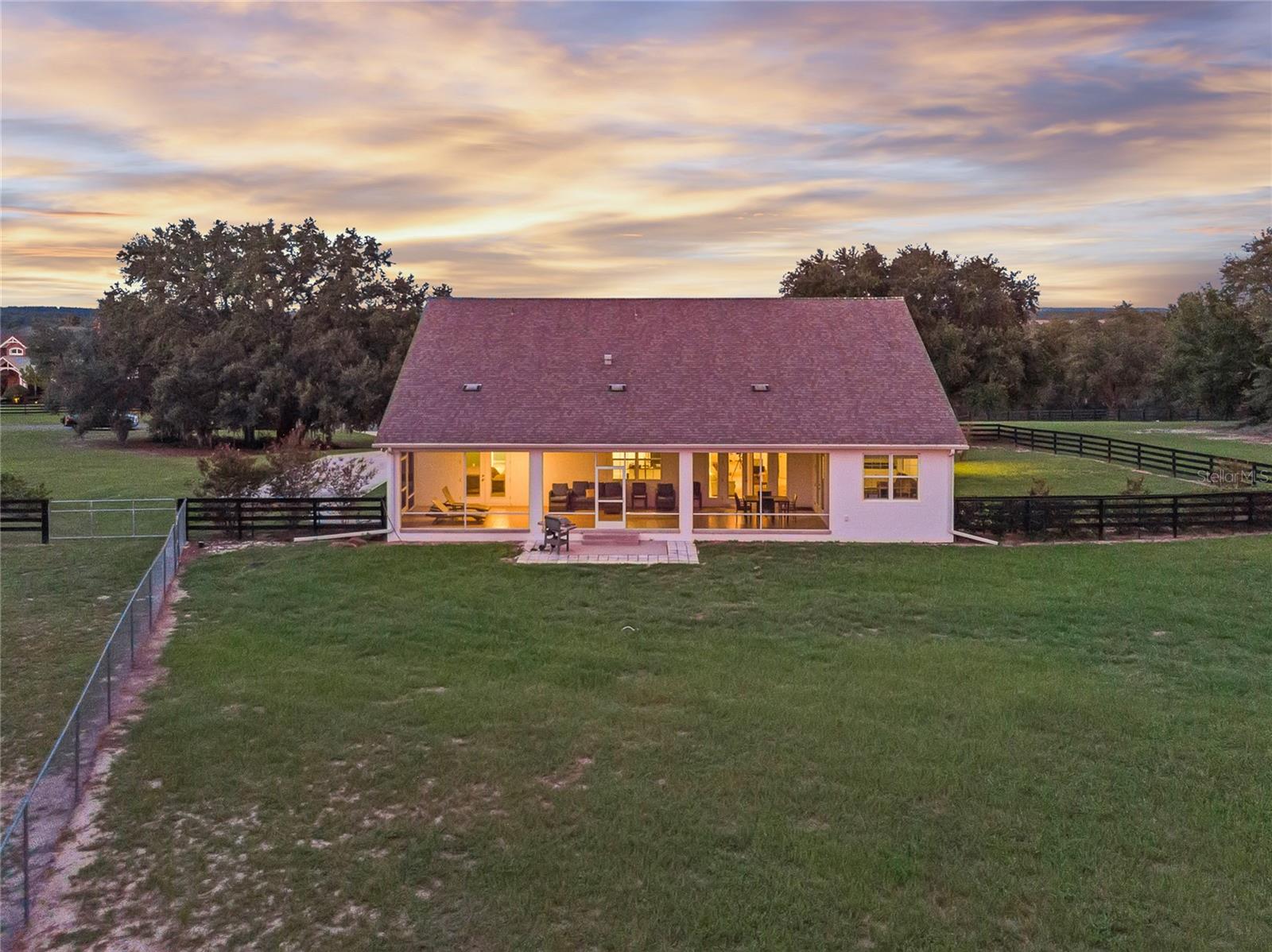 WEIRSDALE, Florida, 32195, United States, 5 Bedrooms Bedrooms, ,3 BathroomsBathrooms,Residential,For Sale,1921300