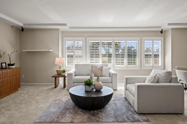 La Mesa, California, 91942, United States, 2 Bedrooms Bedrooms, ,2 BathroomsBathrooms,Residential,For Sale,1931956