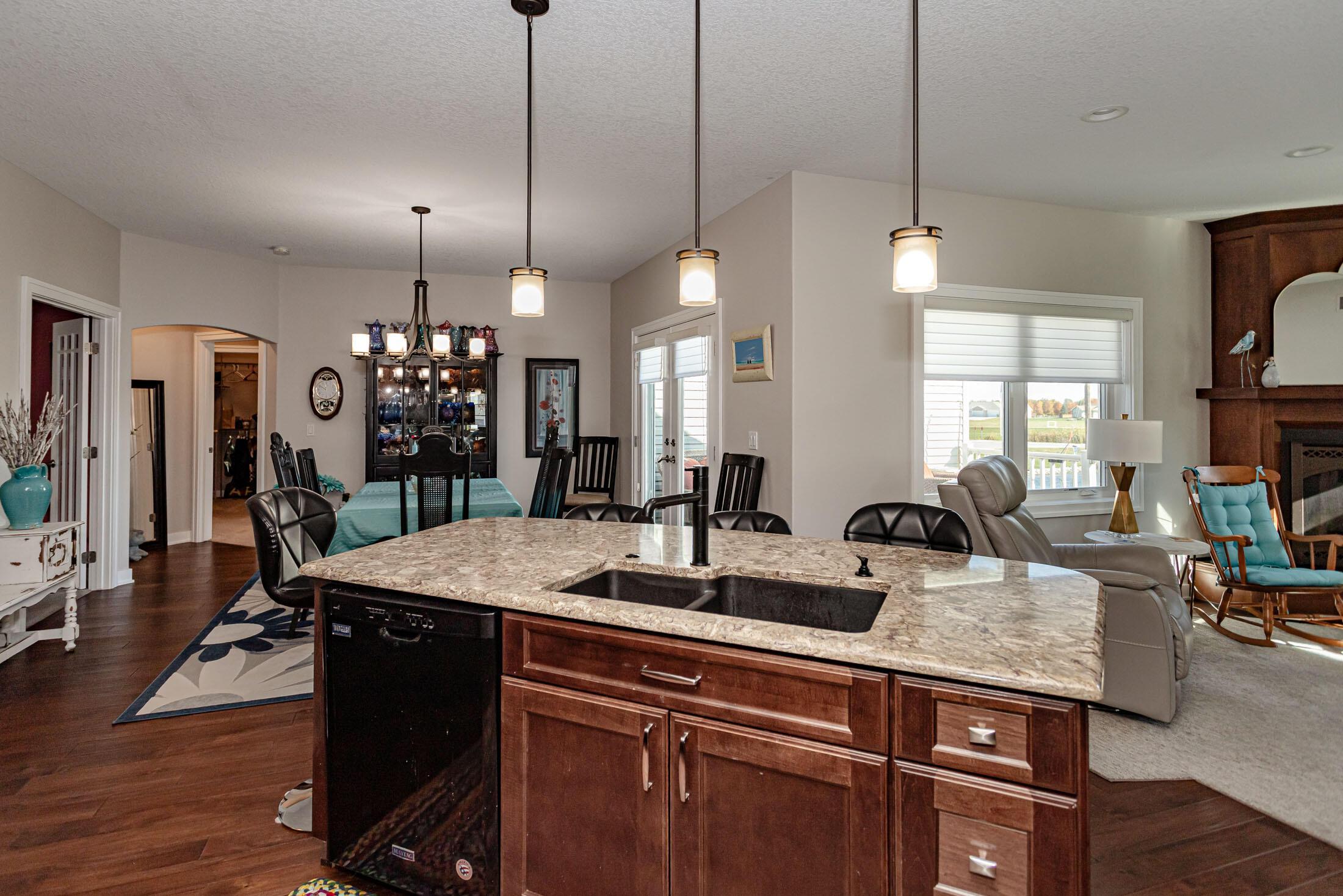 Huxley, Iowa, 50124, United States, 3 Bedrooms Bedrooms, ,4 BathroomsBathrooms,Residential,For Sale,1976803